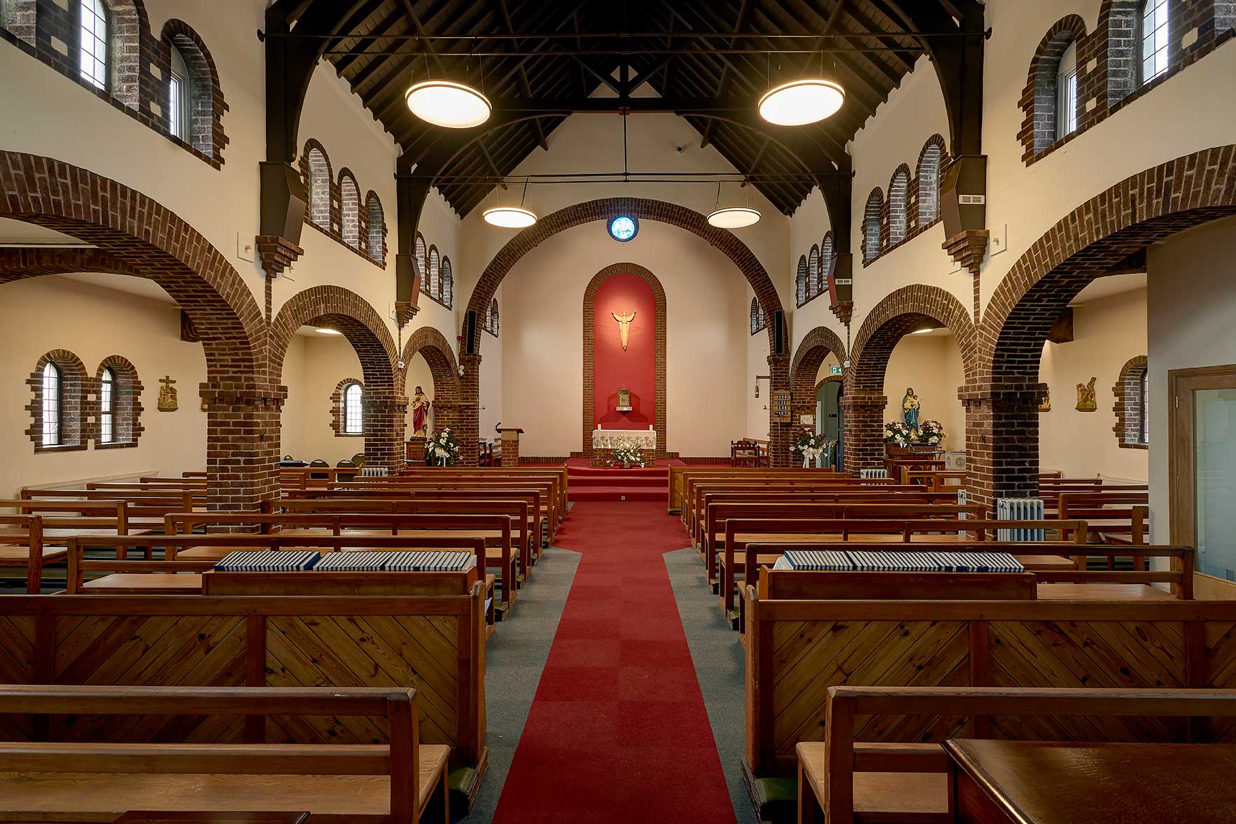 Nave facing the sanctuary