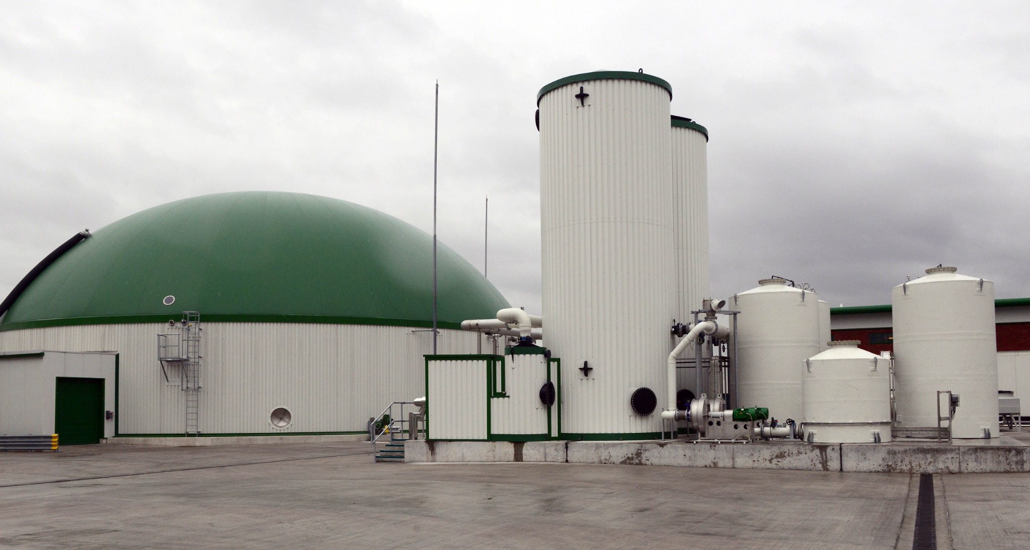 Biogas dome and process tanks at ReFood Widnes