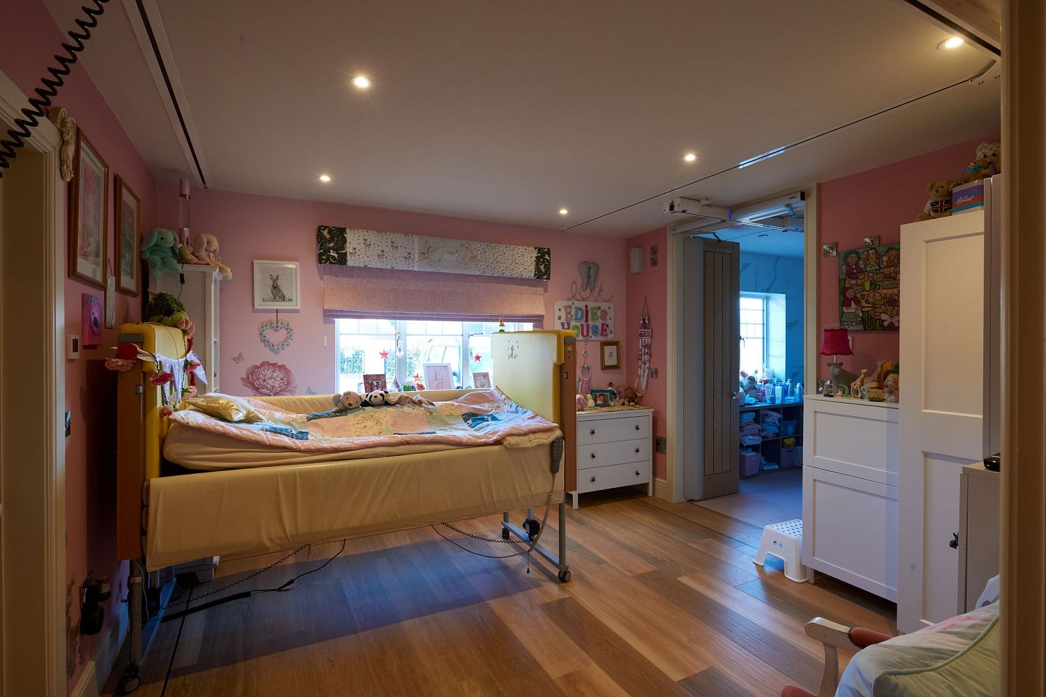 Specialist bedroom