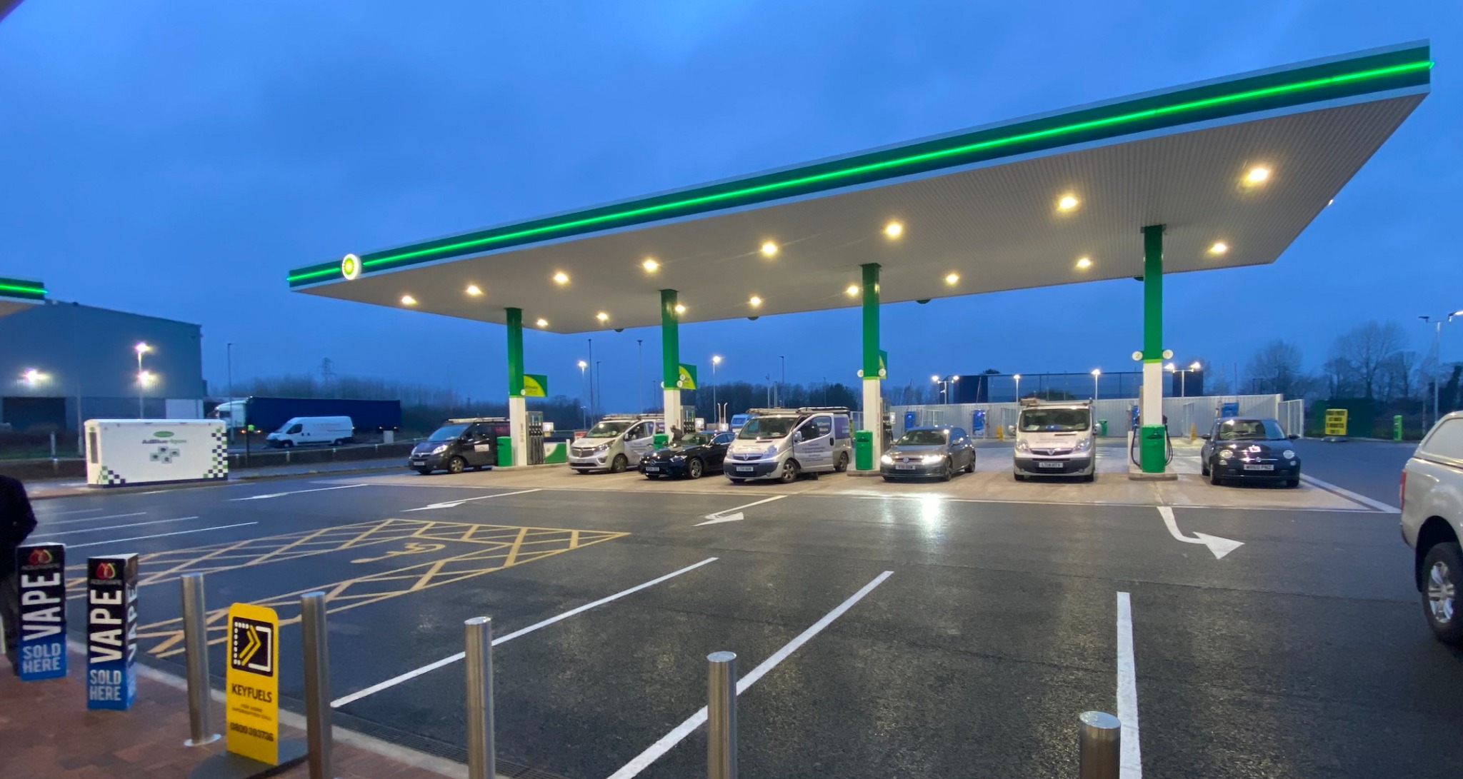 Winsford Petrol Filling Station retail frontage